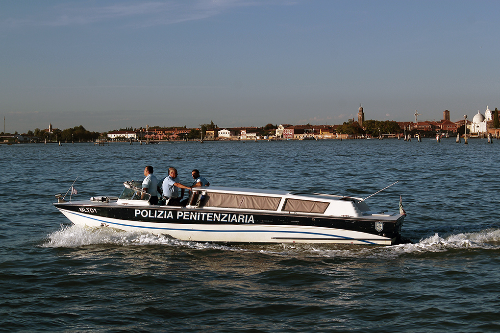 Momenti veneziani 81 - Polizia Penitenziaria.jpg